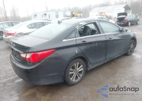 2013 Hyundai Sonata Gls z USA, uszkodzony, nr VIN 5NPEB4AC1DH682394